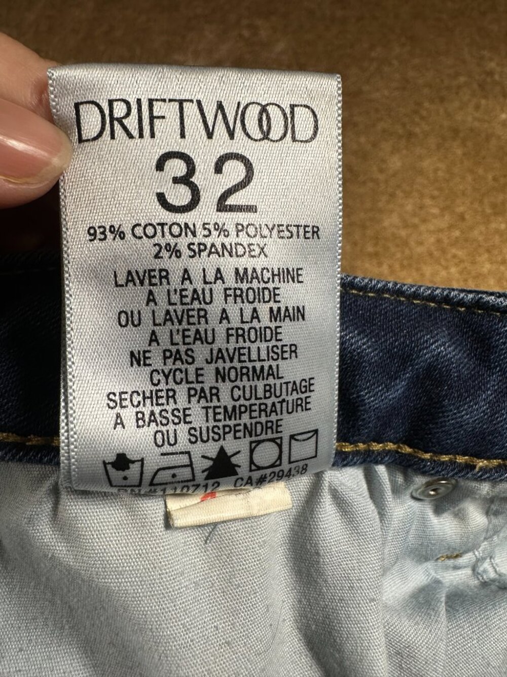 Driftwood Wyatt High Rise Button Fly Flare Jeans Size 32 Dark Wash - Picture 7 of 10